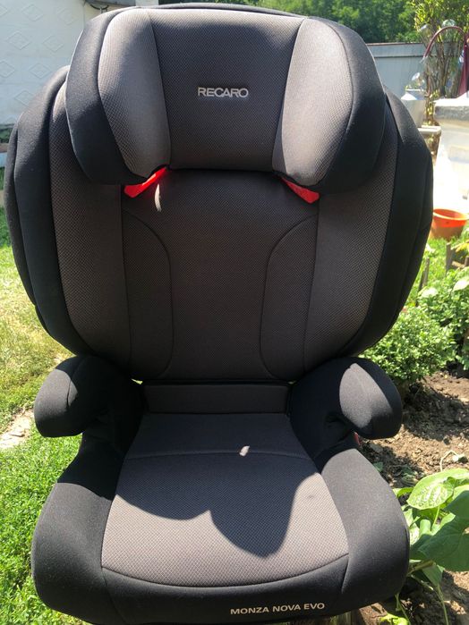 Автокресло Recaro