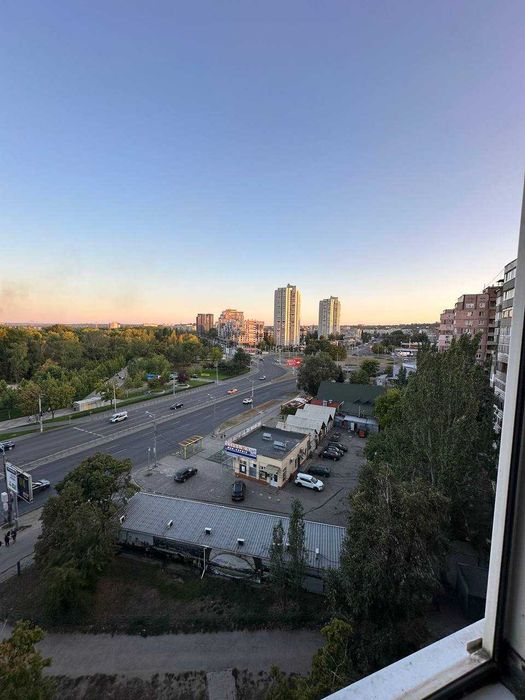 Продам 2-кімнатну квартиру на Набережній Перемоги, м. Дніпро