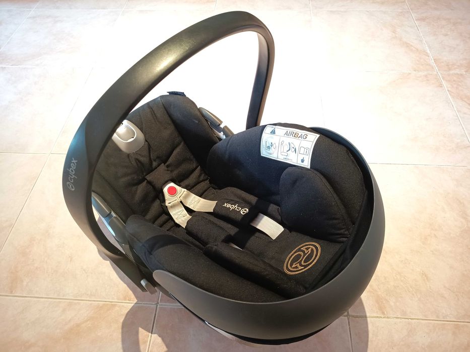 CYBEX CLOUD Z i-size plus + Adaptadores carrinho + Redutor