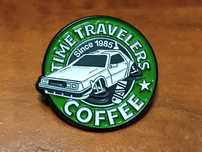 Przypinka, pin, do plecaka, na ubrania Time travelers Coffee - kawa