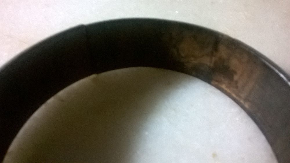 Pulseira em pau preto