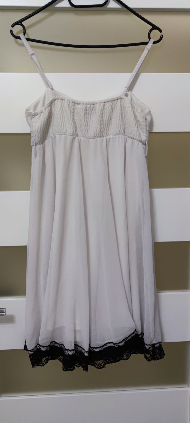 Sukienka Bonprix S
