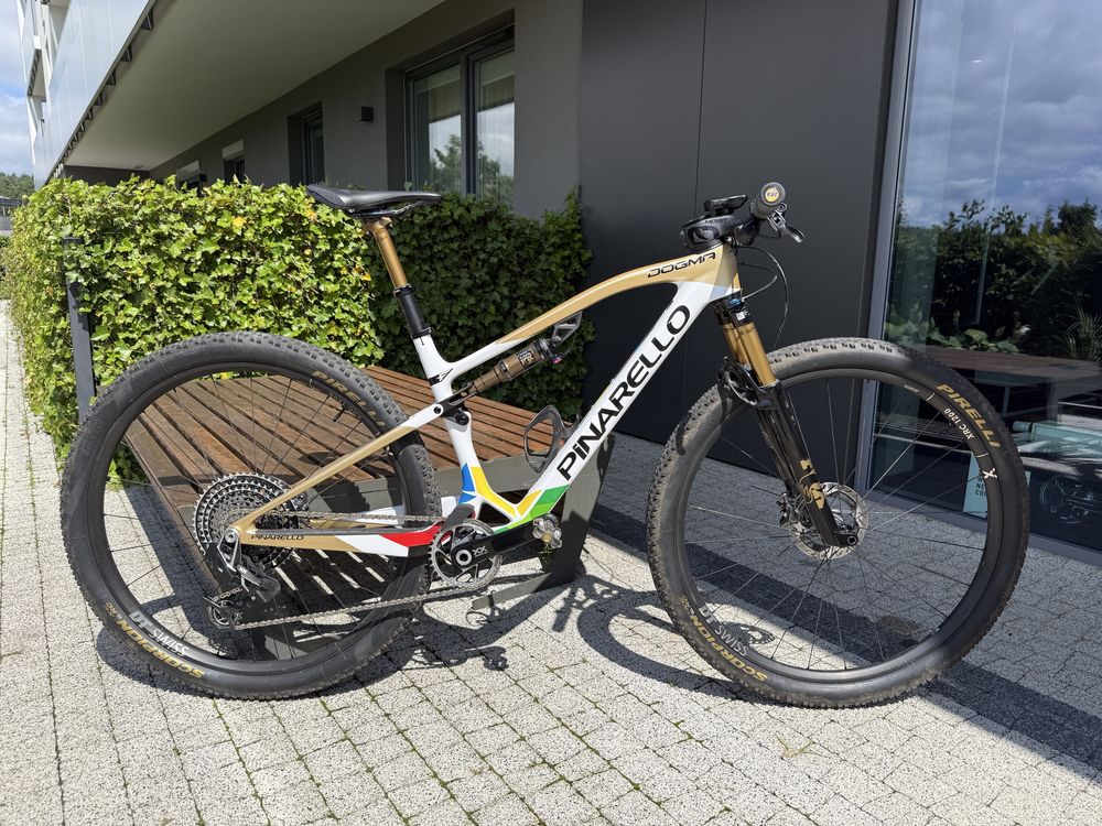 Pinarello Dogma XC roz. M Pure Gold DEMO