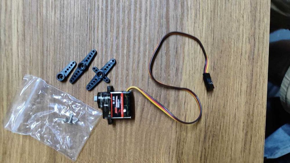 Сервоприводи з мідними механізмами 9G Digital Servo