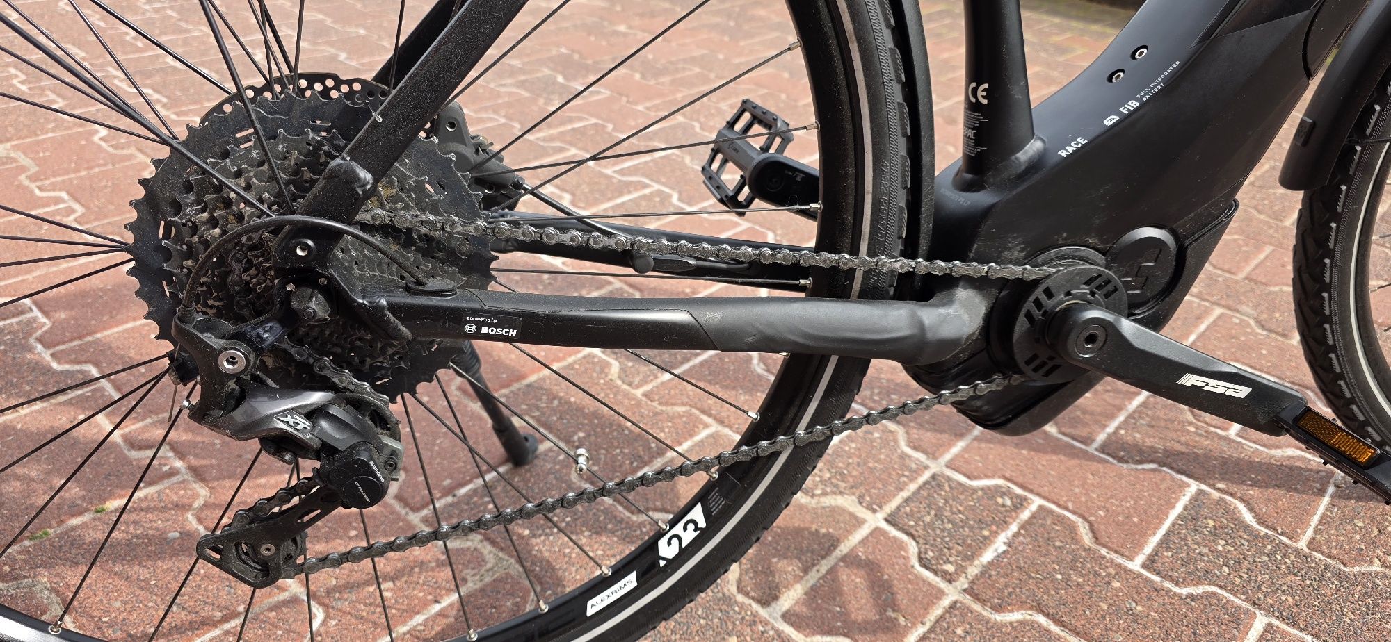 Cube Cross HPA, 28", r: 52cm, rower elektryczny, trekkingowy, miejski