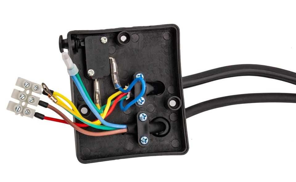 PILOT do wyciągarki elektrycznej WYŁĄCZNIK 300/600kg 137