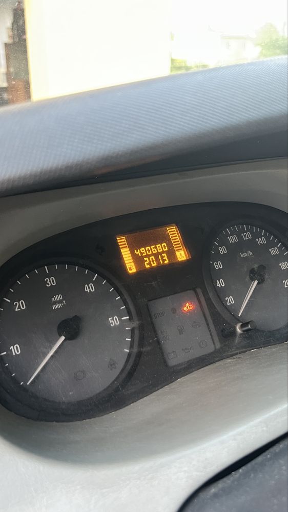 Opel Vivaro 2008r