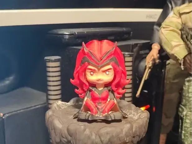 Caixa Misteriosa Marvel - Scarlet Witch