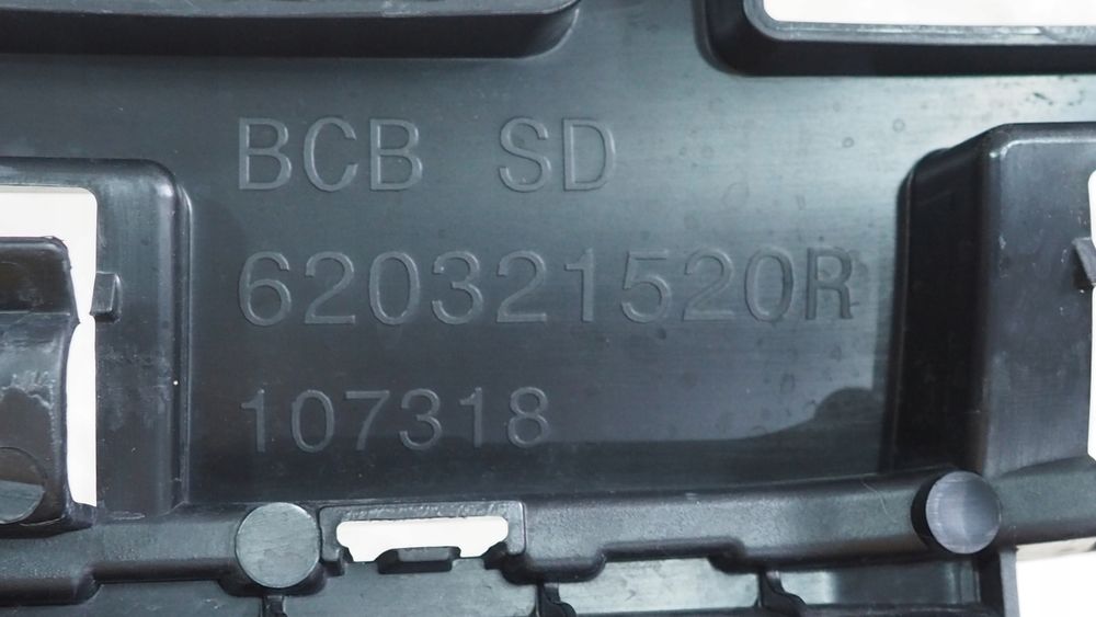 renault megane e tech wzmocnienie grilla 620321520r