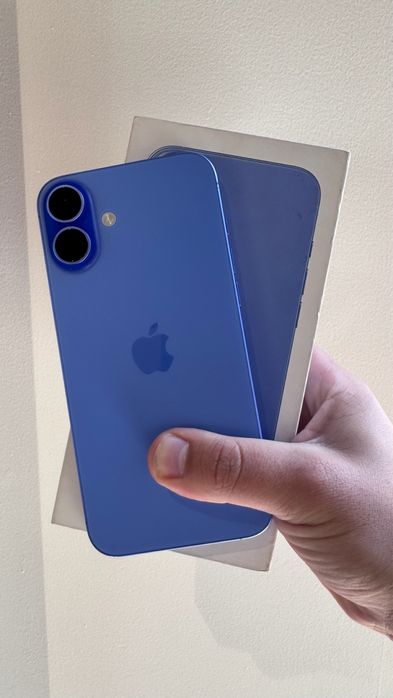 iPhone 16 Plus 128GB Ultramarine 100% акб eSiM