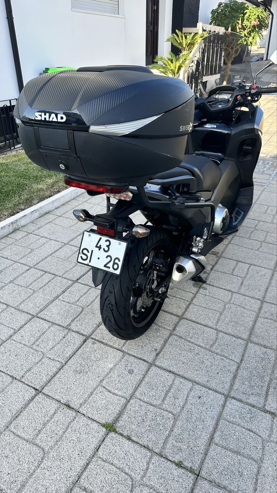HONDA INTEGRA 750 S (ano 2017 /33000Km) 5999€