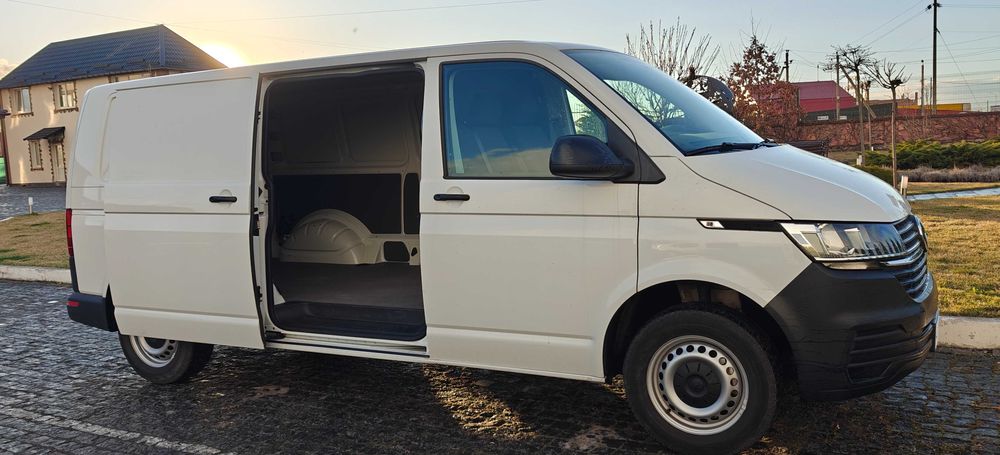 Volkswagen Transporter 2022 електро 10тис пробігу