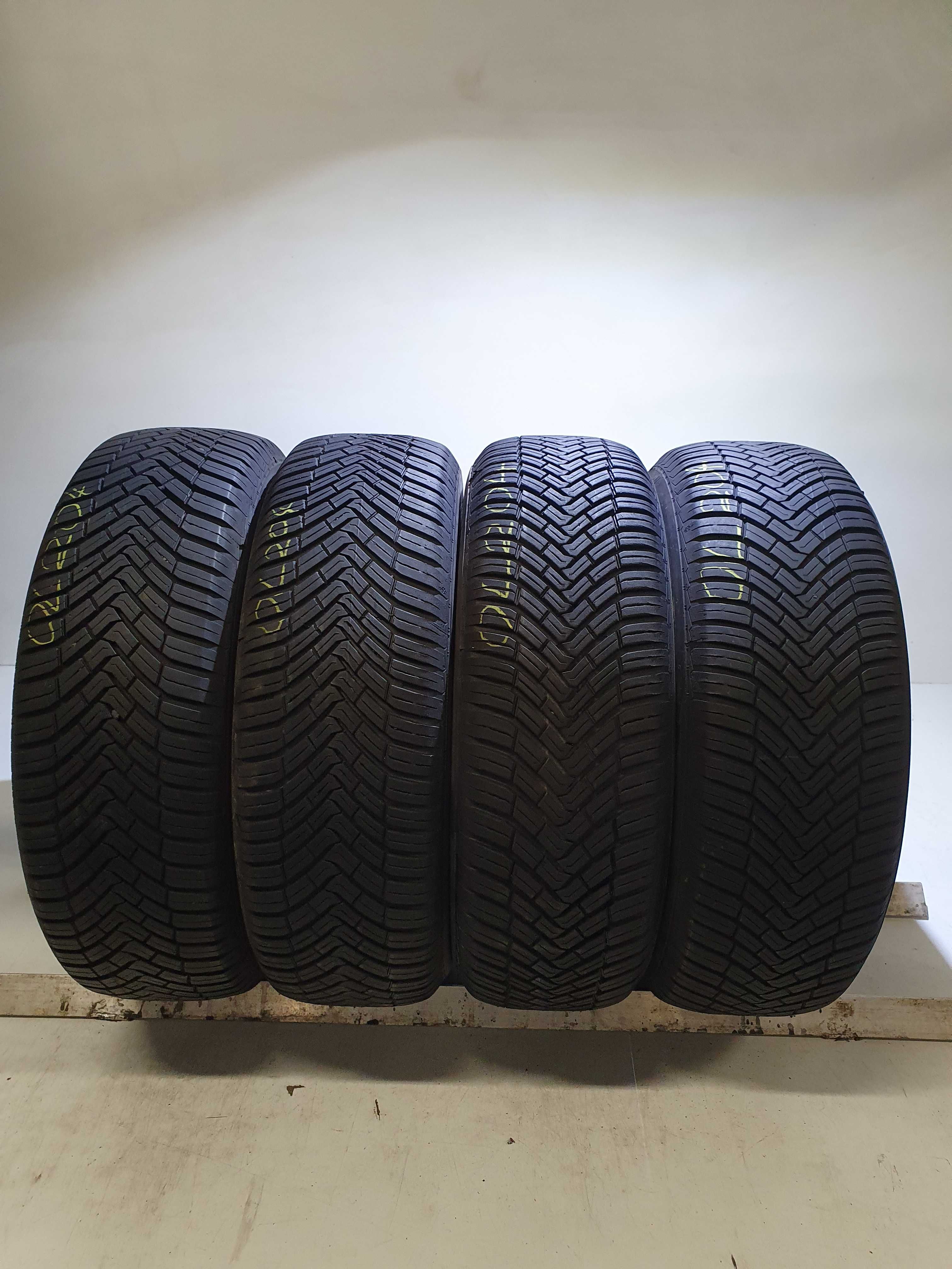 4x 195/65/15 XL Continental AllSeasonContact 95H/V OL204