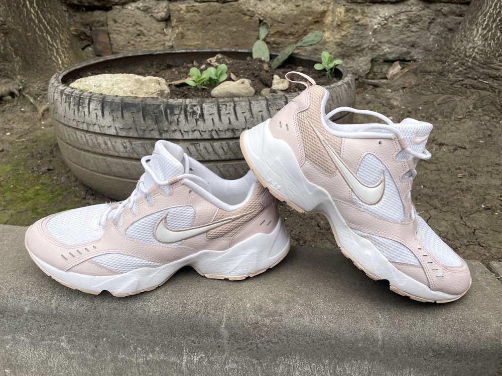 Кроссовки Nike Air Heights 42 р