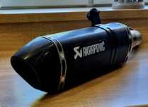 Tłumik przelotowy Akrapovic honda suzuki kawasaki yamaha quad