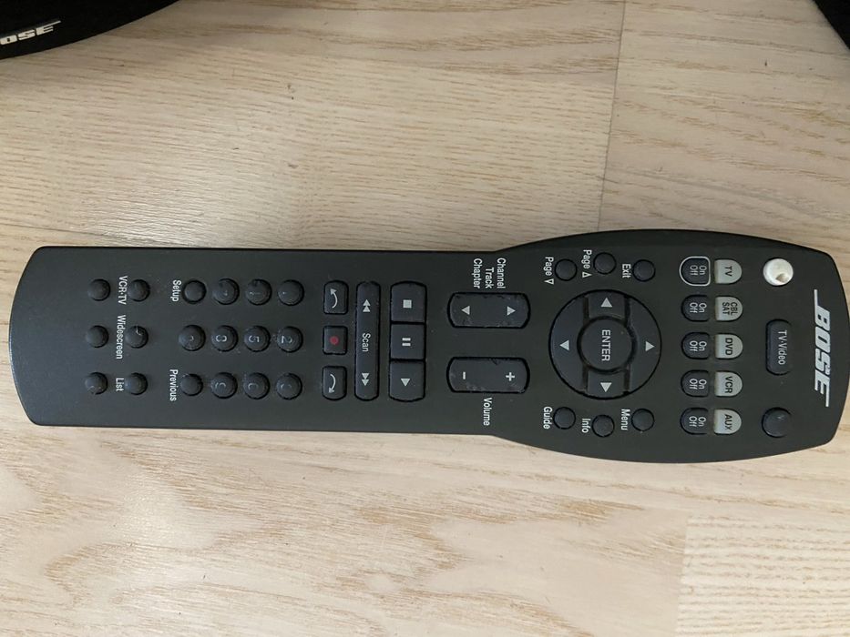 Акустична система 2.1 Bose