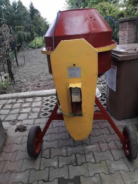 Betoniarka wolnospadowa 150l