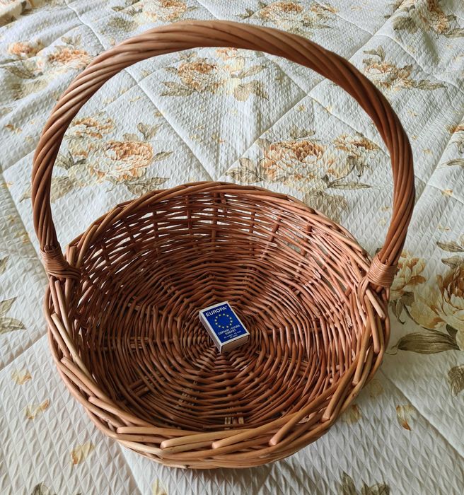 Kosz wiklinowy duży nowy