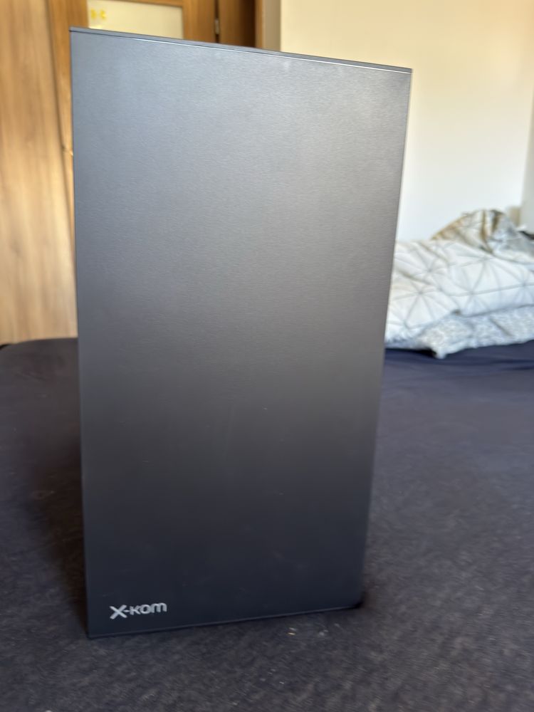 Komputer stacjonarny PC Intel i3-9100F, R380X, 16GB RAM, 240GB SSD