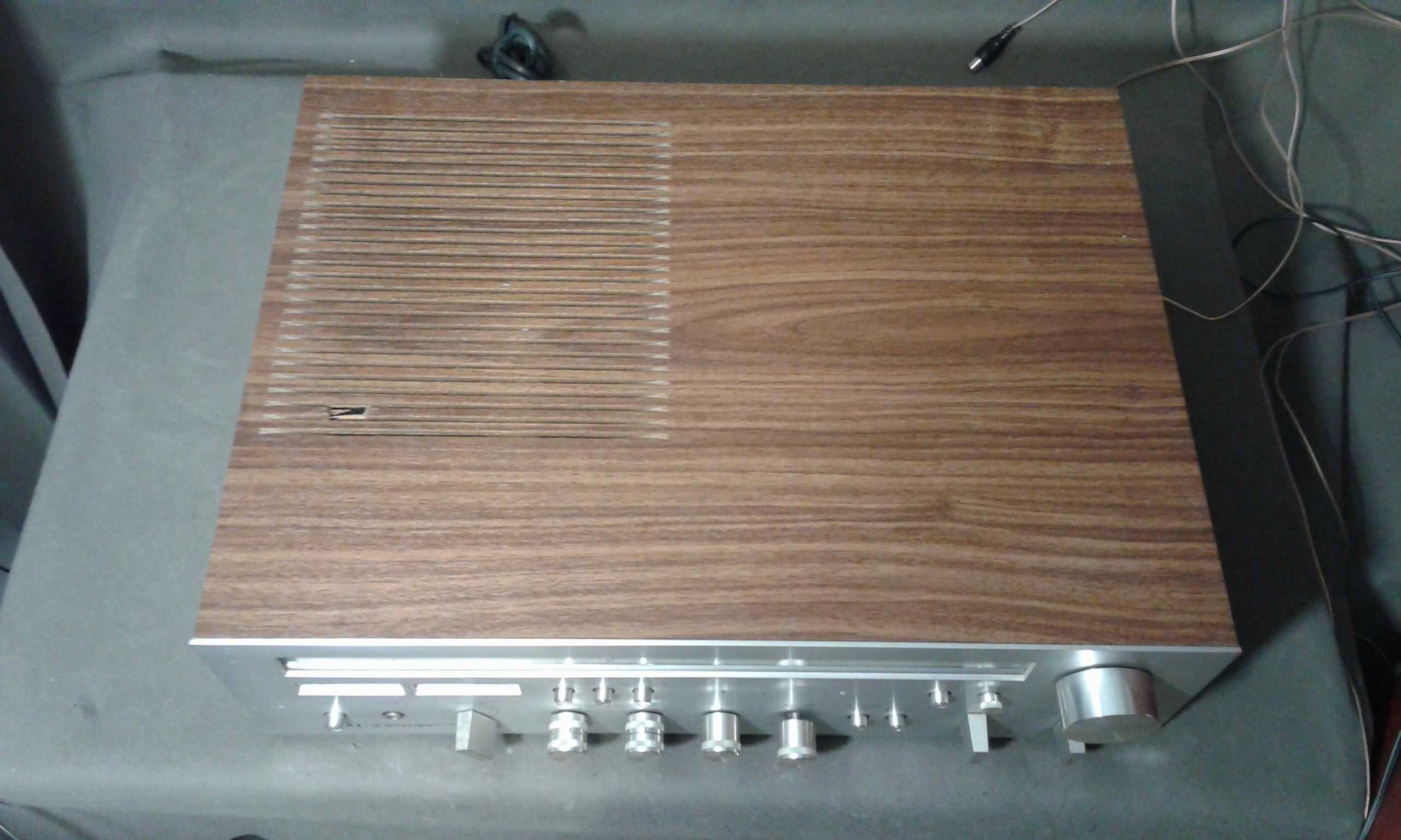 AKAI AA-1050,amplituner stereo vintage