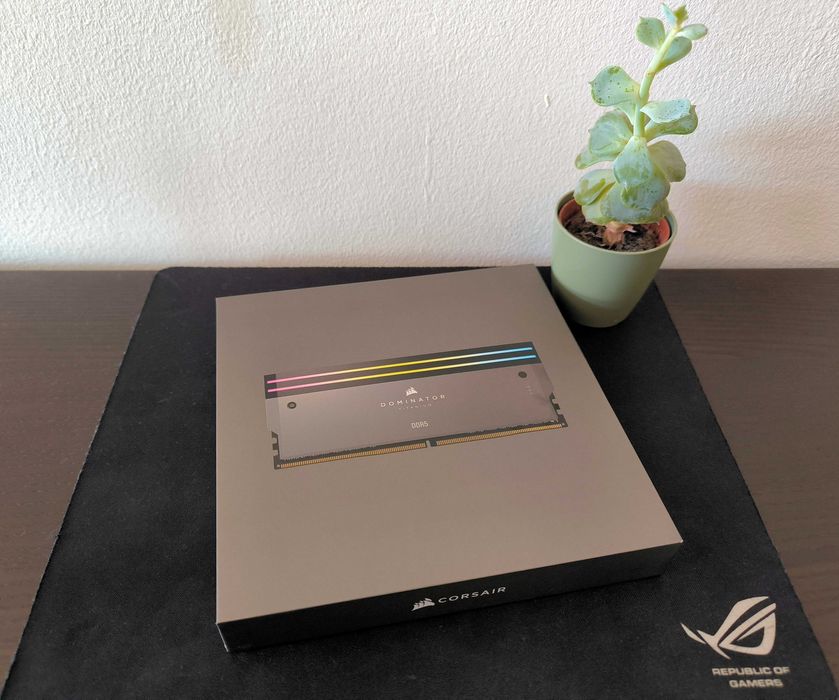 Memórias Corsair Titanium RGB DDR5 32GB | 6000Mhz CL30 (NOVO)