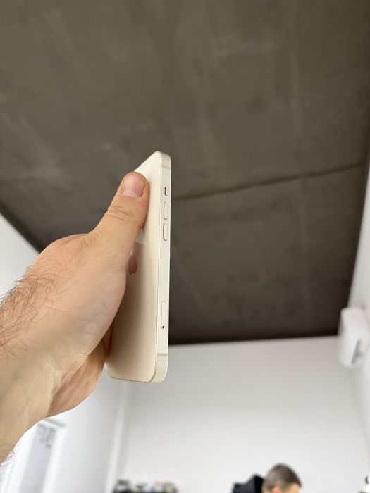 Apple iphone 13 256 gb neverlock айфон білий