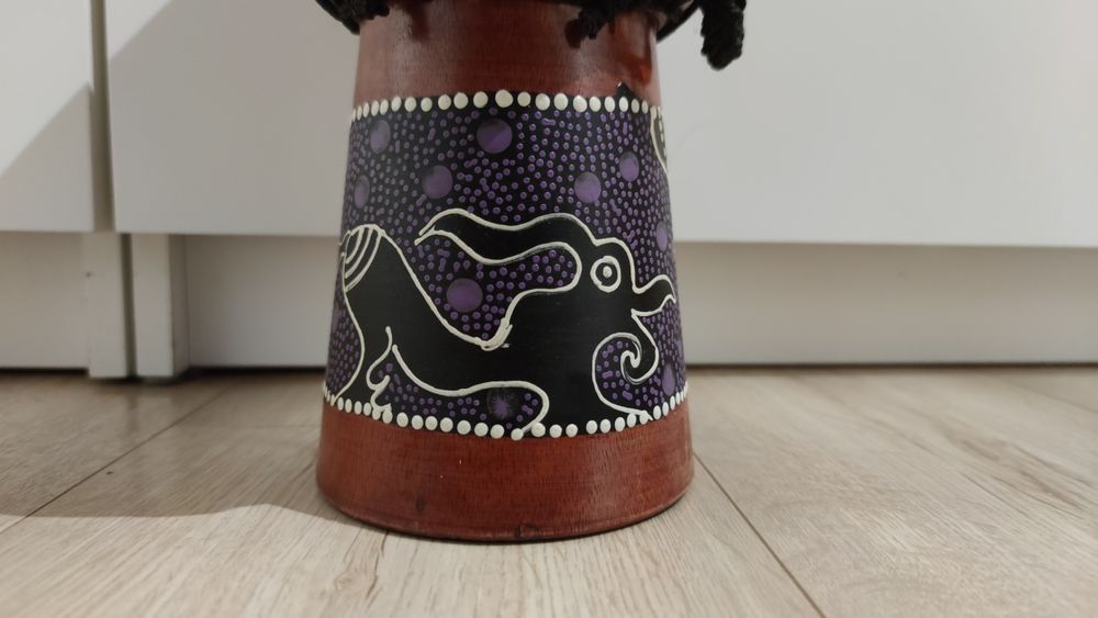 Piękny bęben ręcznie wykonany