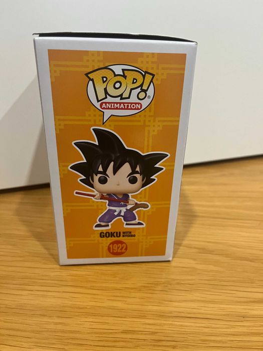Vendo Funko POP! - Goku com Nyoibo #1922 (Dragon Ball) novo