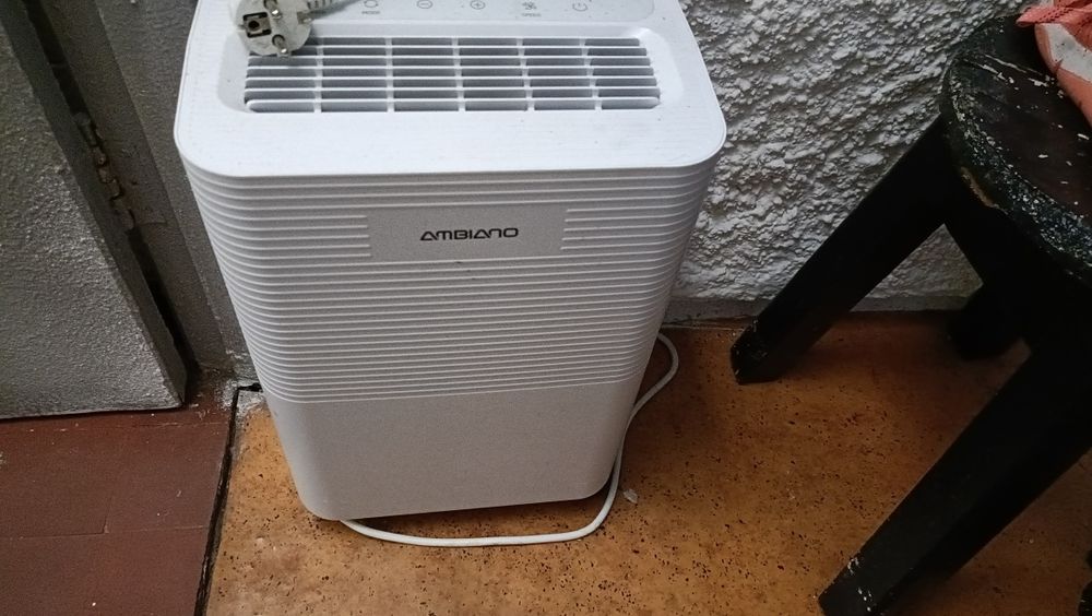 Desumidificador novo