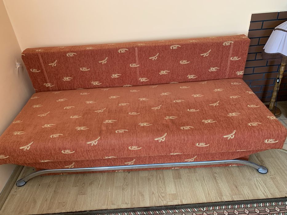 Sprzedam kanape rozkladana z pojemnikiem na posciel