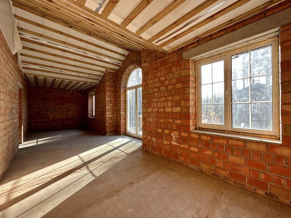 Купити будинок у лісовій Бучі у котеджному містечку