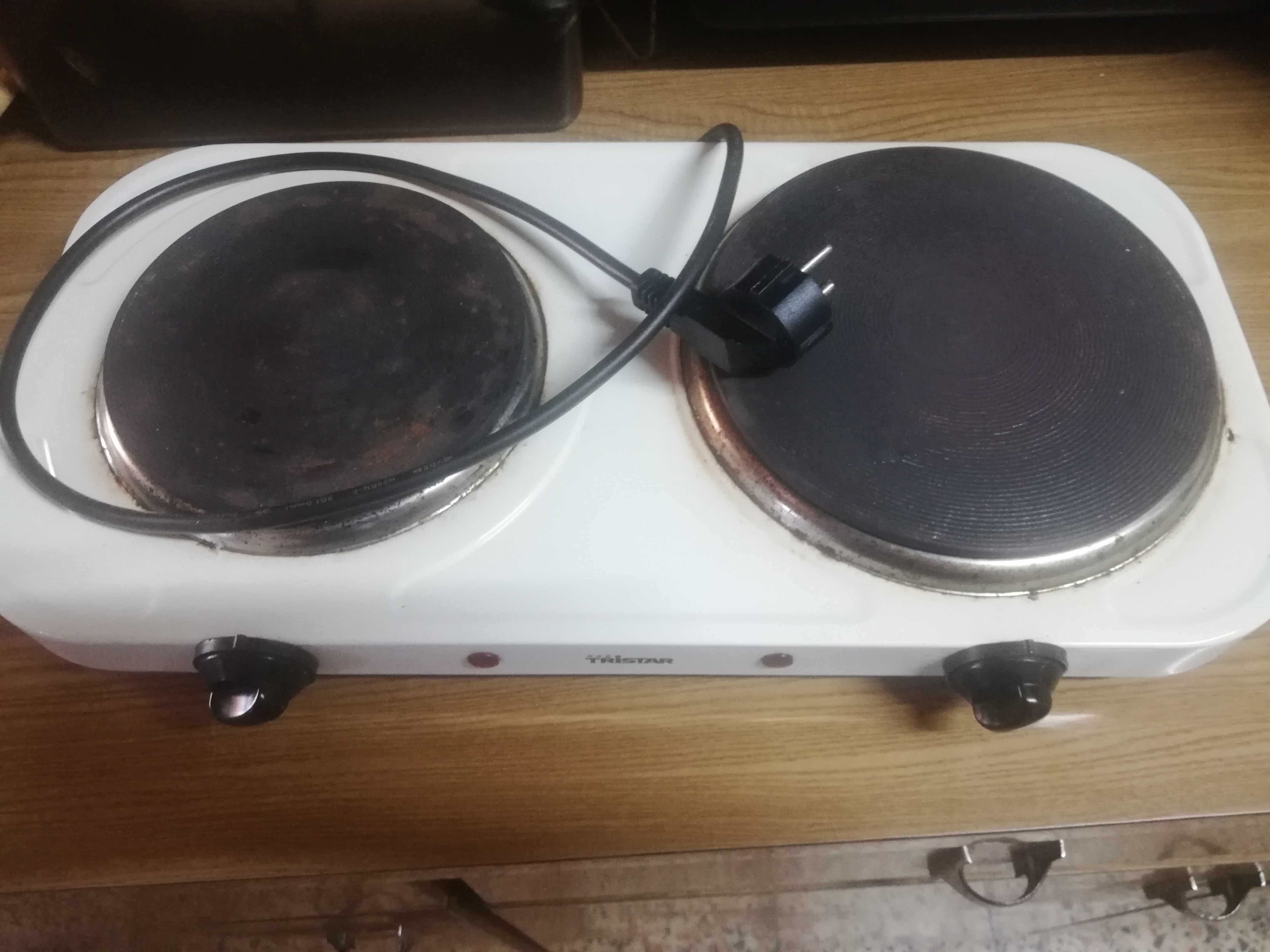 2tvs Samsung, chaleira ventoinha fogão cadeiras para sucata