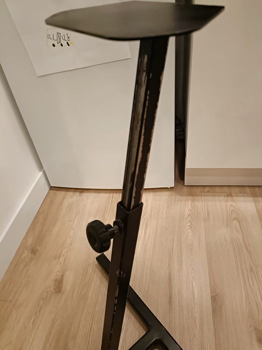 Suporte volante regulável