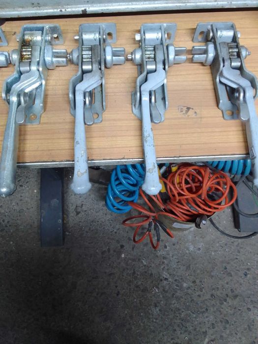 napinacz naczepy Krone Schmitz