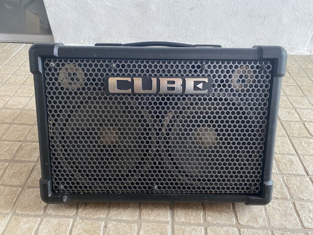 Amplificacor Roland Cube Street EX (modelo grande)