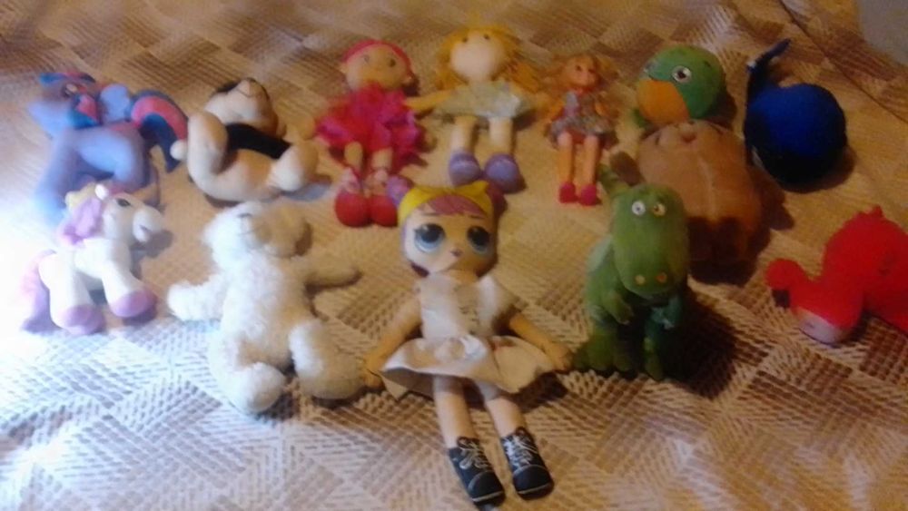 игрушки мягкие, разные
