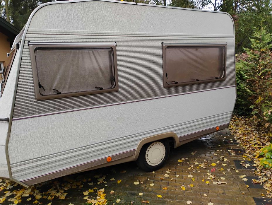 Przyczepa kempingowa Dethleffs 4 osobowa z 1994 - stan idealny
