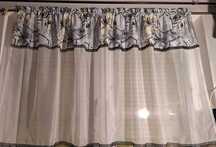 rekodzieł ofiranki z czarnymi cyrkoniami 235/105 cm