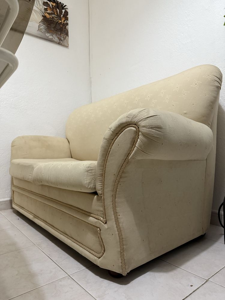 Sofa-cama ( usado )