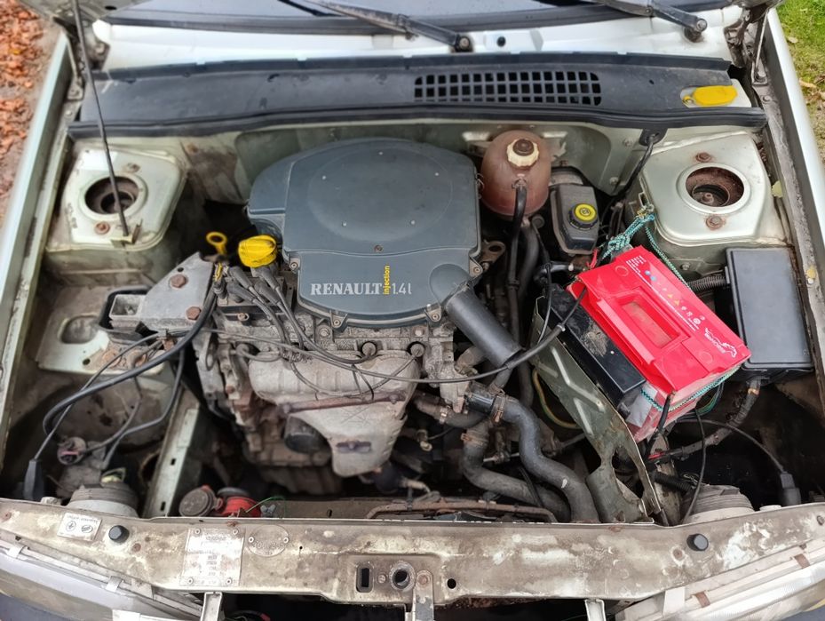 Dacia solenza 1.4 2003р на повному ходу