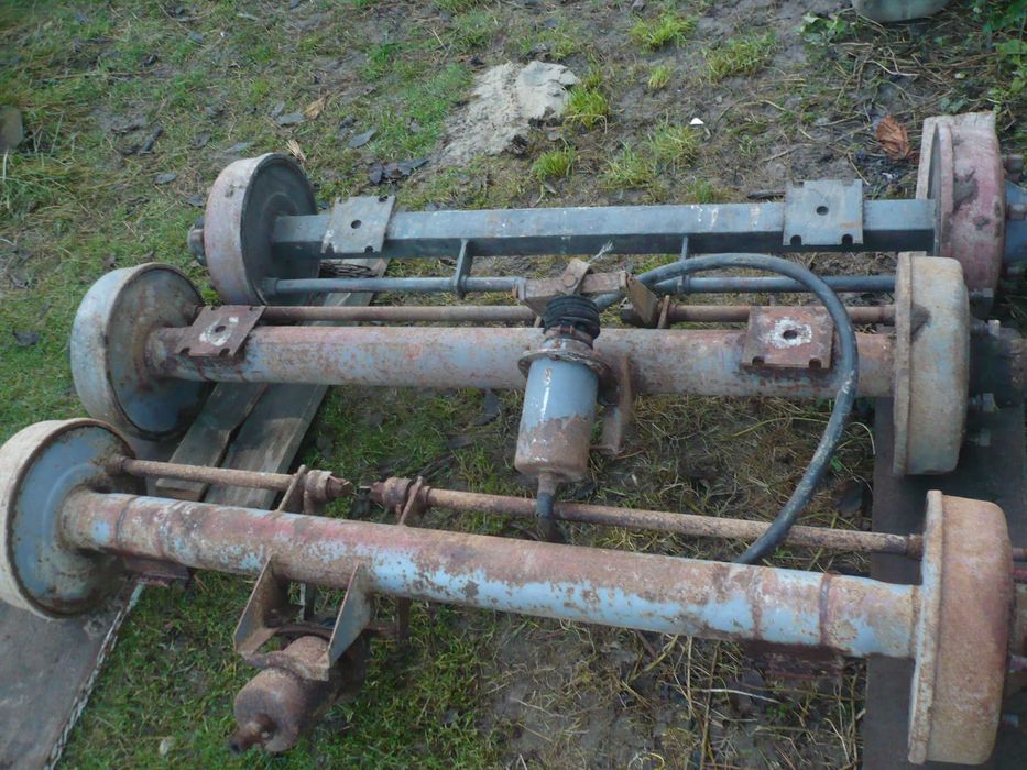 oś do rozrzutnika przyczepy koła 10-15  11,5-15