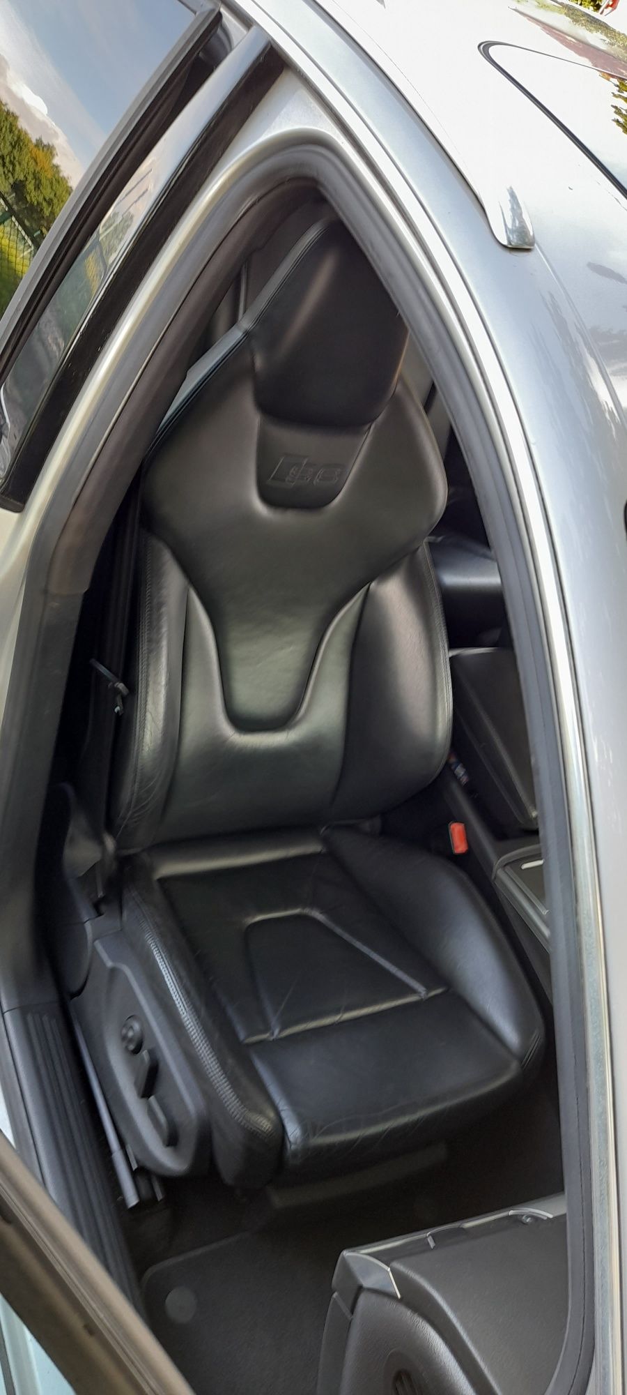 Audi S6 Avant 5.2 v10