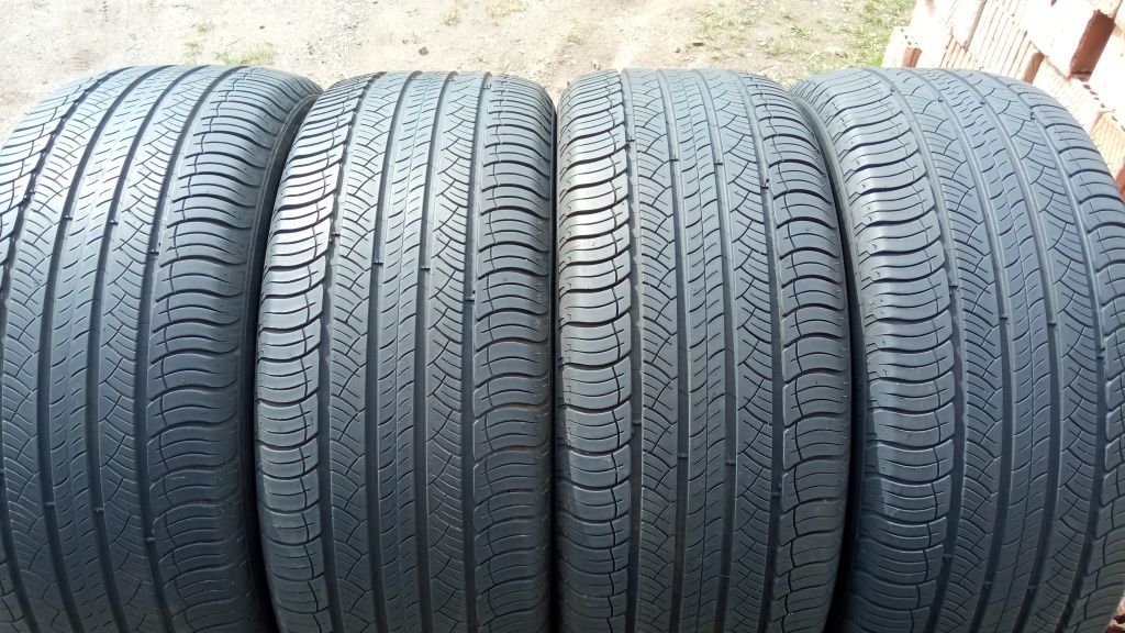 265/45/21 Michelin