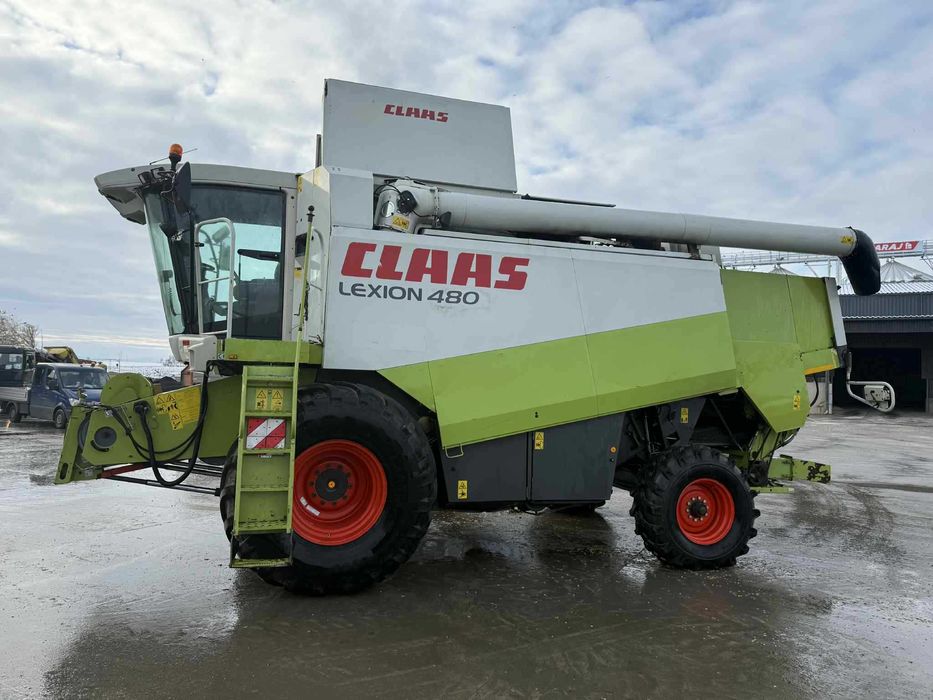 Claas Lexion 480 , 2002 rok , heder C900