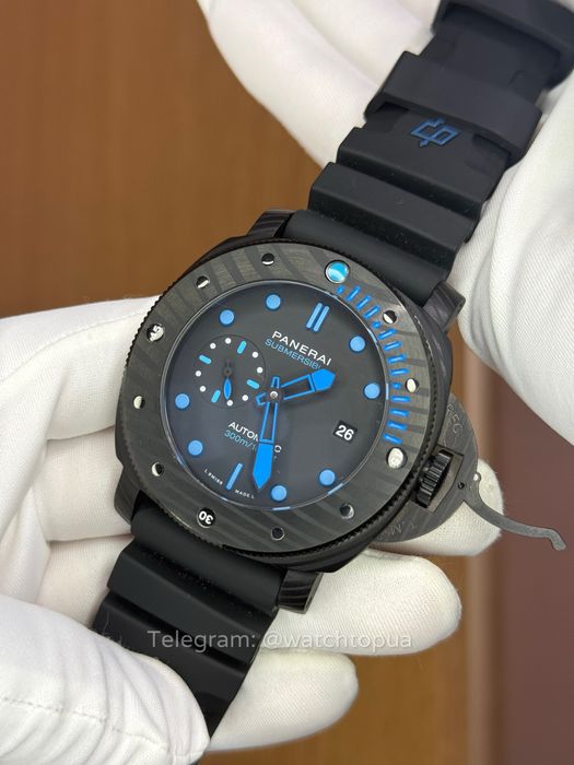 Годинник Panerai Submersible Carbotech