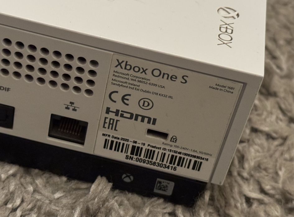 Konsola xbox one s bez kontrolera