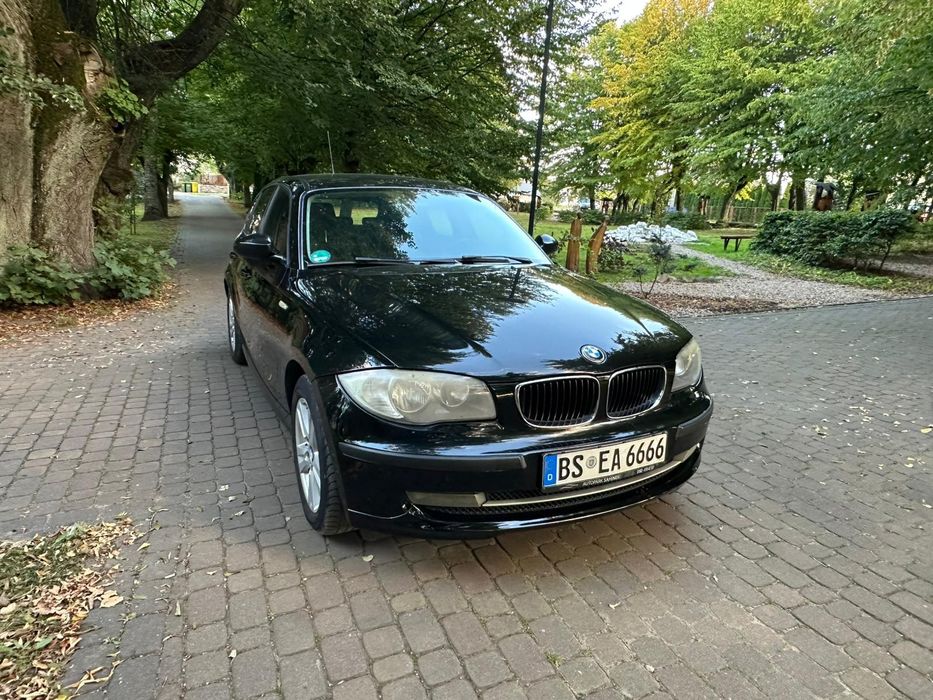 BMW 118D 2009r. 2.0D
