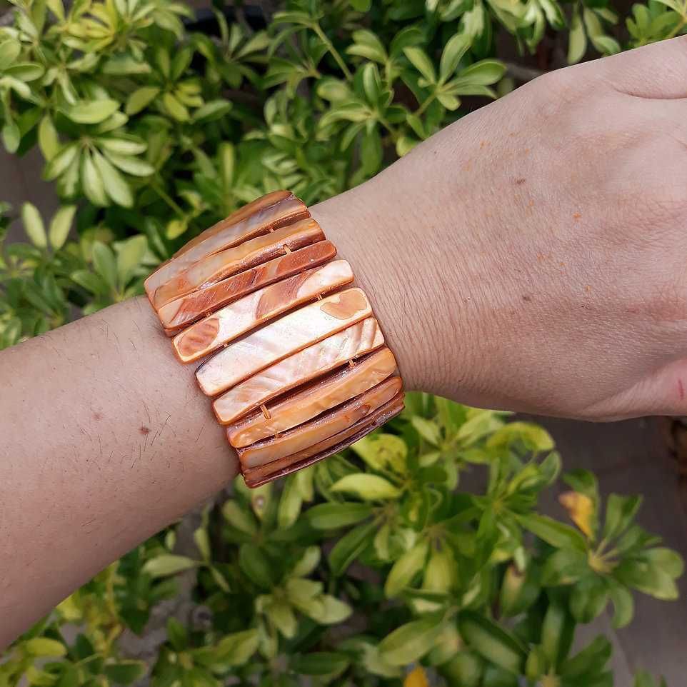 Pulseira de conchas