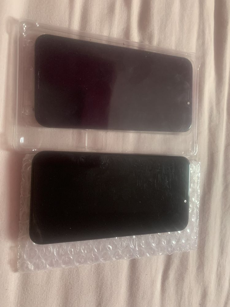 2 oryginalne wyswietlacze Iphone Xr tanio do regeneracji