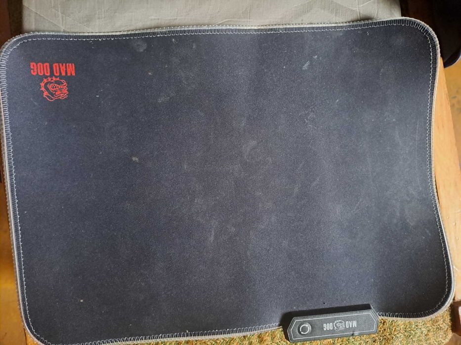 Podkladka mad dog led